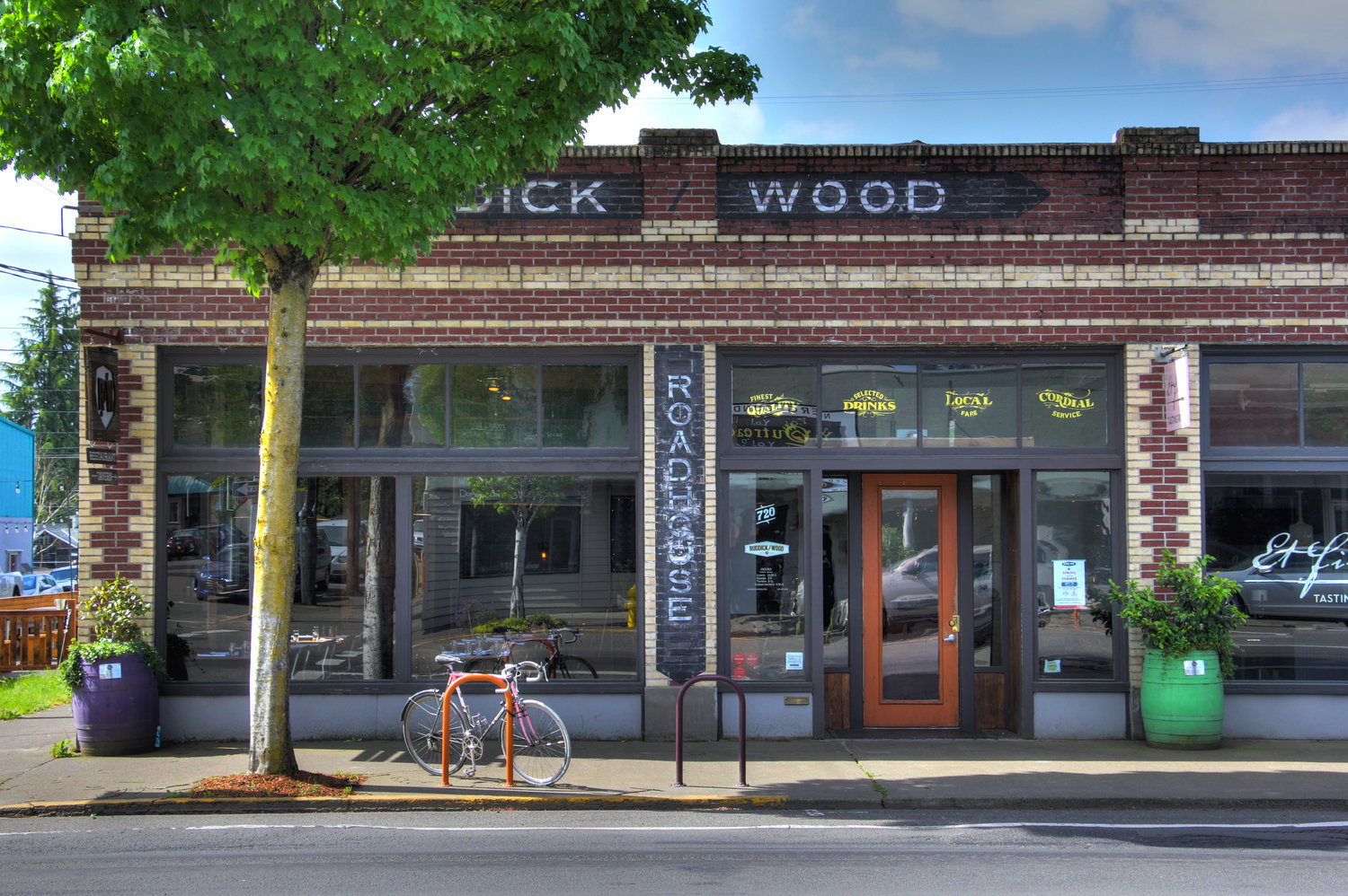Newberg, Oregon Date Night Henderson House